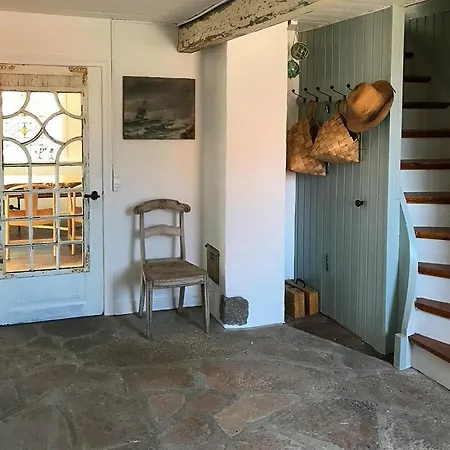 Дом отдыха Historic House At Aarsdale Harbor On Bornholm